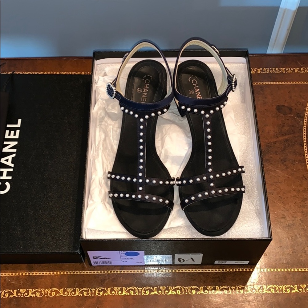 Chanel silk & pearl navy sandal